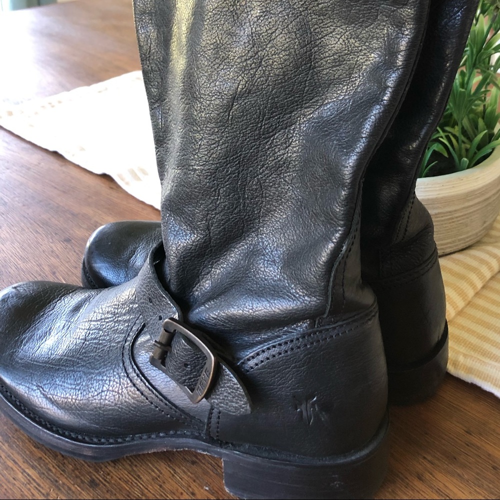 Frye boots - size 9.5, gently worn